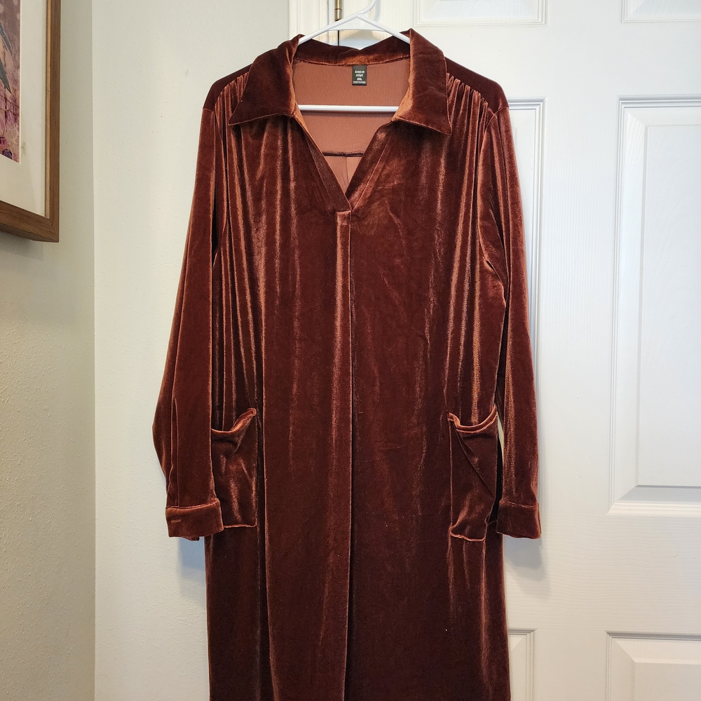 SHEIN Rich Brown/Rust Velvet Dress With Pockets